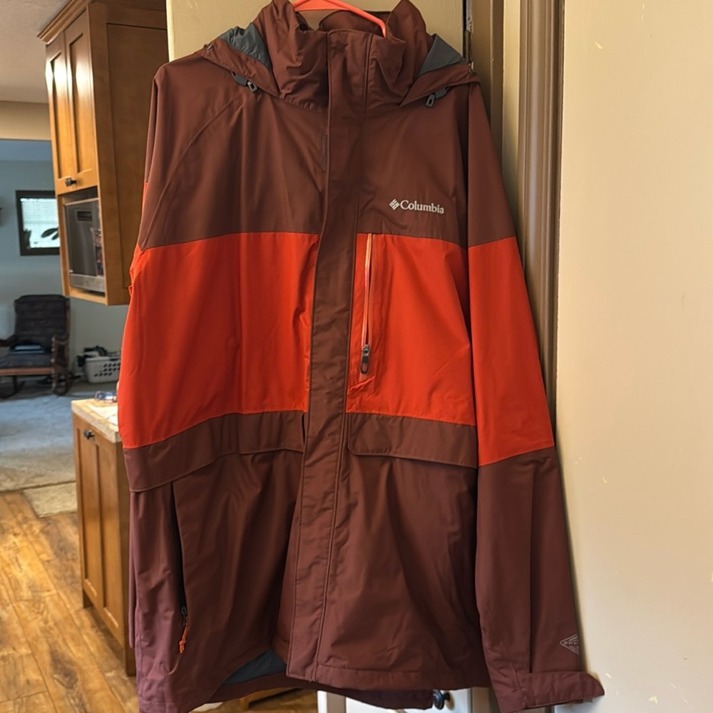 Men’s XXL Columbia Omni-Tech Waterproof, Breathable windbreaker